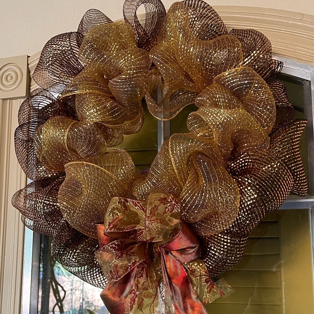 NWOT HANDMADE FALL DECO MESH WREATH.